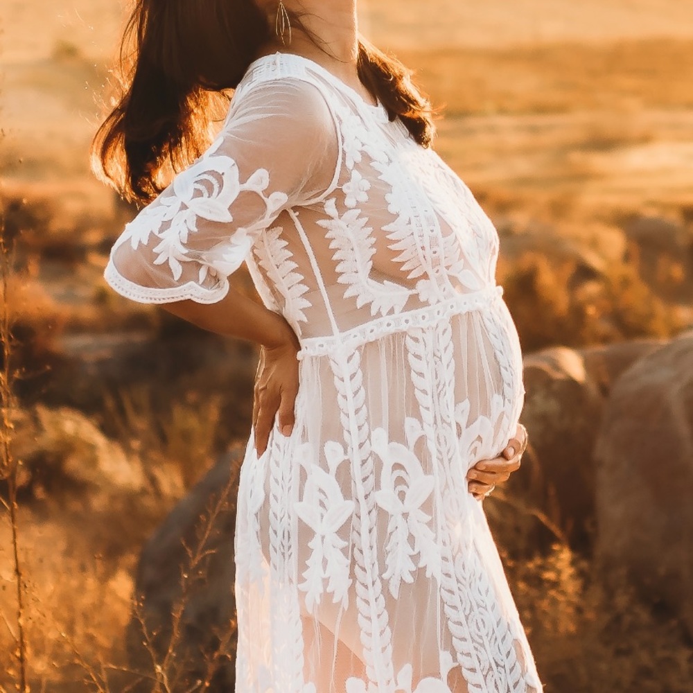White lace maternity dress